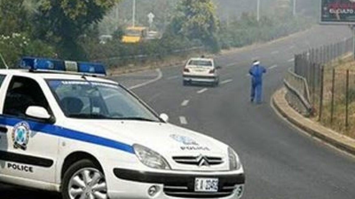 Έκτακτα μέτρα της τροχαίας για το τριήμερο