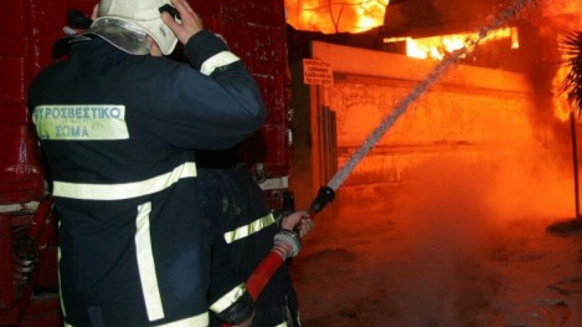 Τραγωδία στις φλόγες με θύματα δύο γριούλες