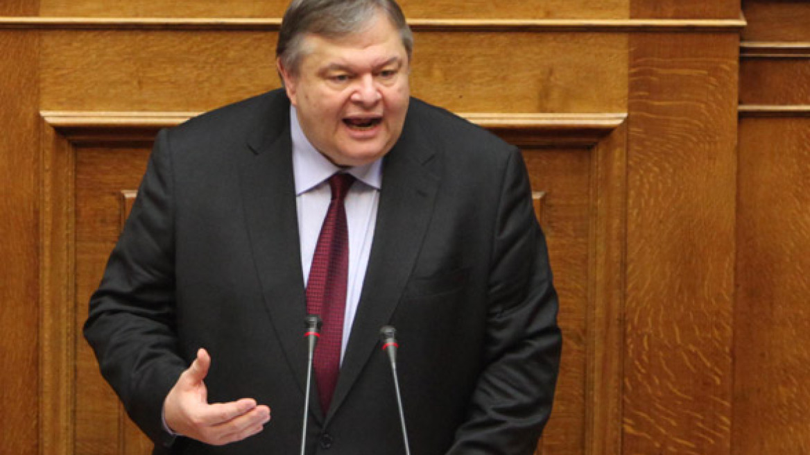 Venizelos: "Only PASOK has a realistic and responsible proposal"