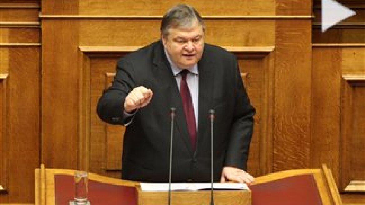 Venizelos insists on a government of European powers