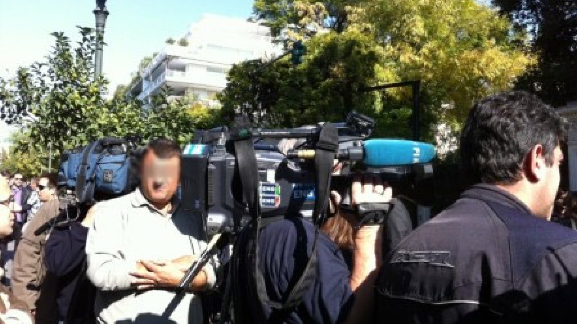 Δεκάδες δίκτυα και εκατοντάδες ξένοι δημοσιογράφοι καλύπτουν τις εκλογές