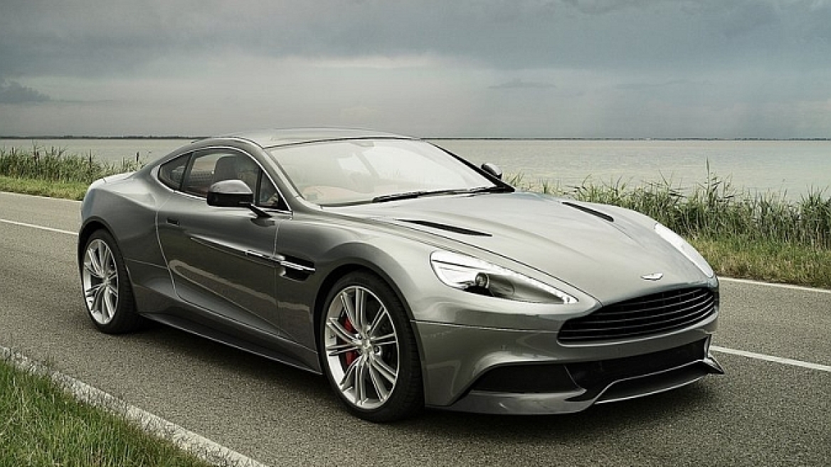 Aston Martin Vanquish: Ονειρο θερινής... νυκτός