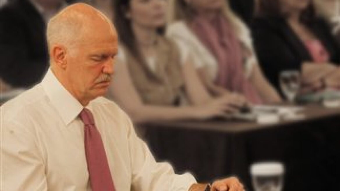 Papandreou’s foreign advisors under scrutiny