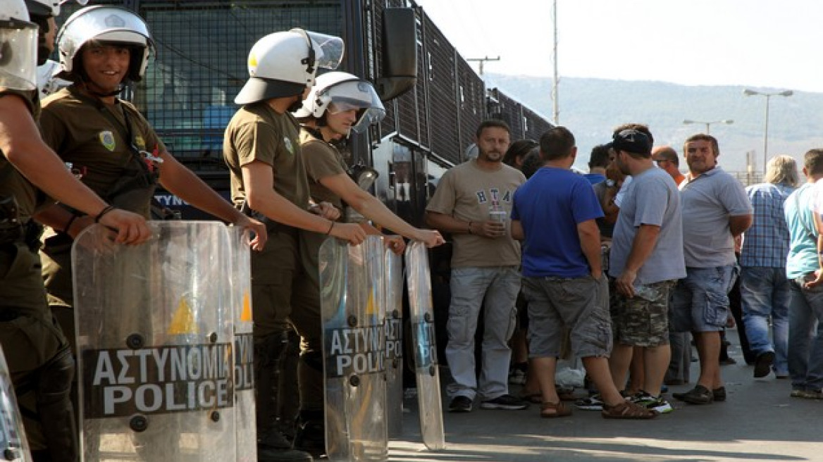 Η ΓΣΕΕ καταδίκασε την επέμβαση των ΜΑΤ στη Χαλυβουργία 