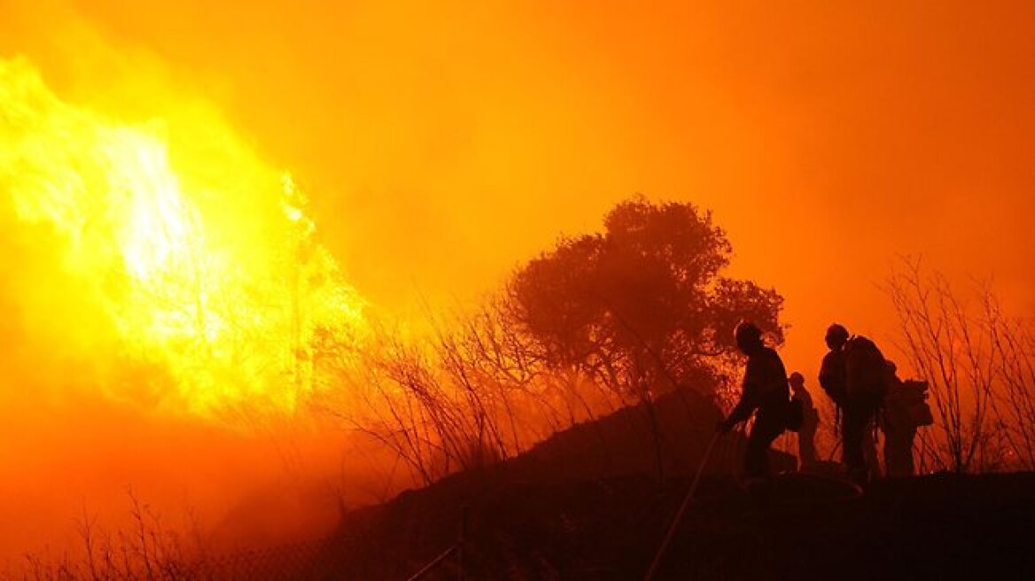 Υπό έλεγχο η μεγάλη πυρκαγιά στη βορειοανατολική Ισπανία 