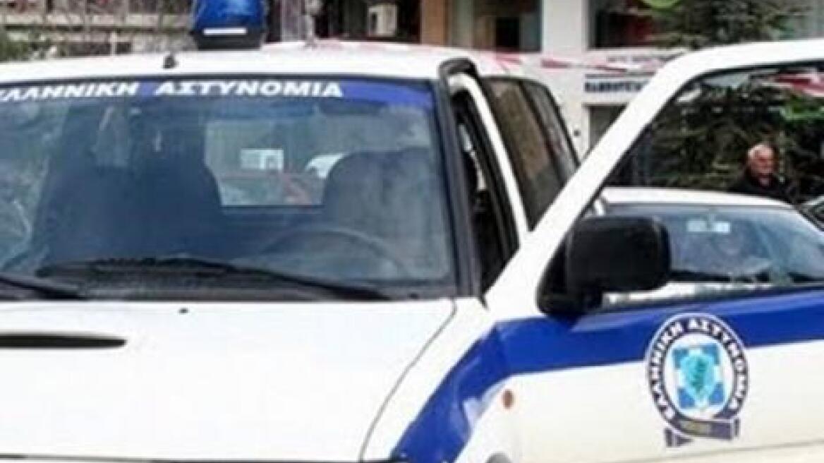 Τον έπιασαν με τρία κιλά χασίς και βρήκαν άλλα έντεκα