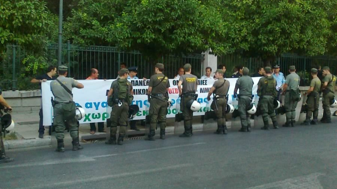 Φούχτελ: Ο δρόμος που βαδίζει η Ελλάδα, ο μόνος για τη σωτηρία