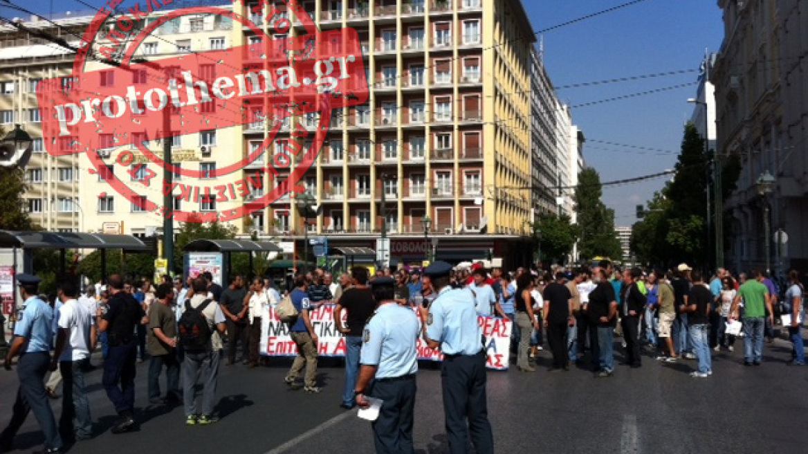 Συγκέντρωση διαμαρτυρίας των εργαζομένων στα Ναυπηγεία