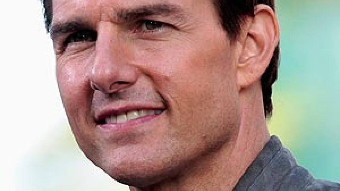 Ο Tom Cruise χρησιμοποιεί ονόματα πορνοσταρ;