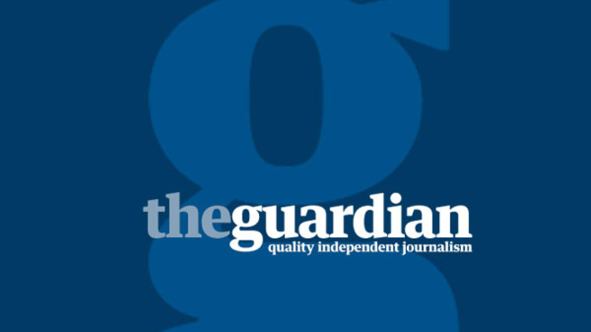 Guardian: «Η Ελλάδα φλερτάρει με την τυραννία, η Ευρώπη κάνει πως δεν βλέπει»