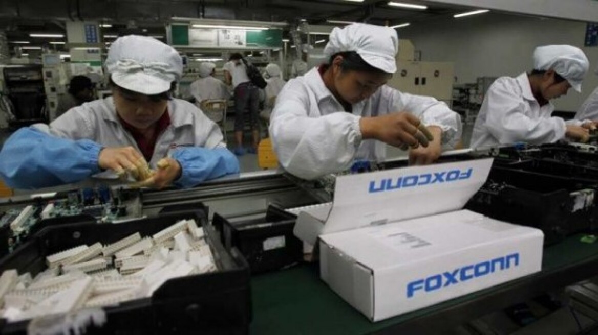 Εργοστάσια στις ΗΠΑ σχεδιάζει  η Foxconn 