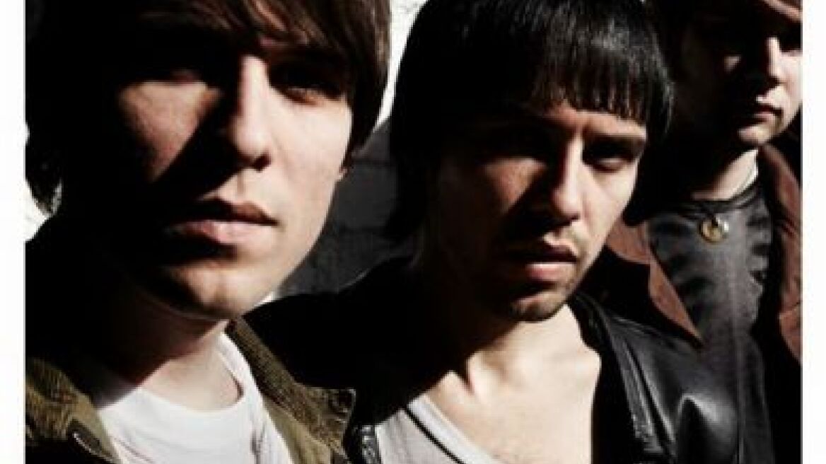 Οι Βρετανοί «The Cribs» στο Κύτταρο