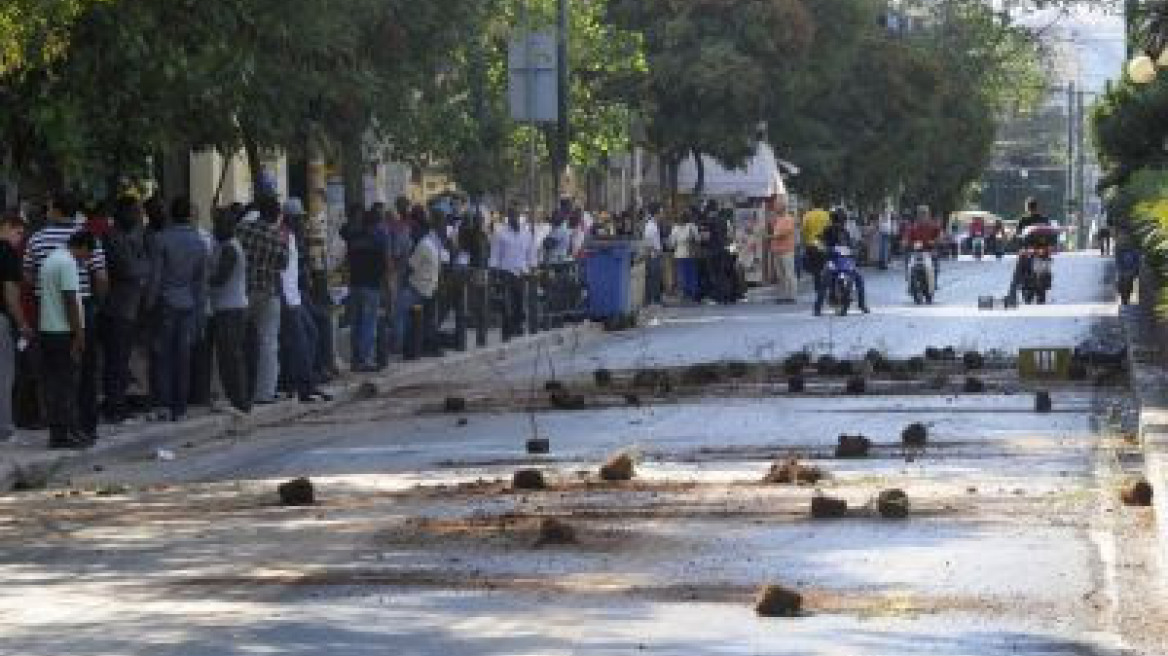 ΝΔ: Ο ΣΥΡΙΖΑ «βαφτίζει» τα ρόπαλα, σκουπόξυλα