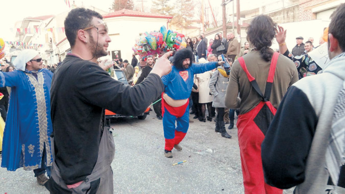 Σούπερμαν στο χωριό, αναρχικός στον ΣΥΡΙΖΑ