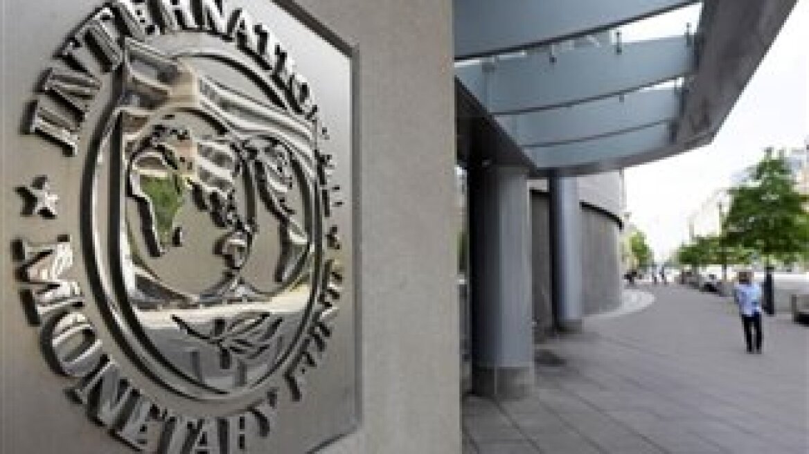 IMF green lights 3.24-billion loan tranche for Greece