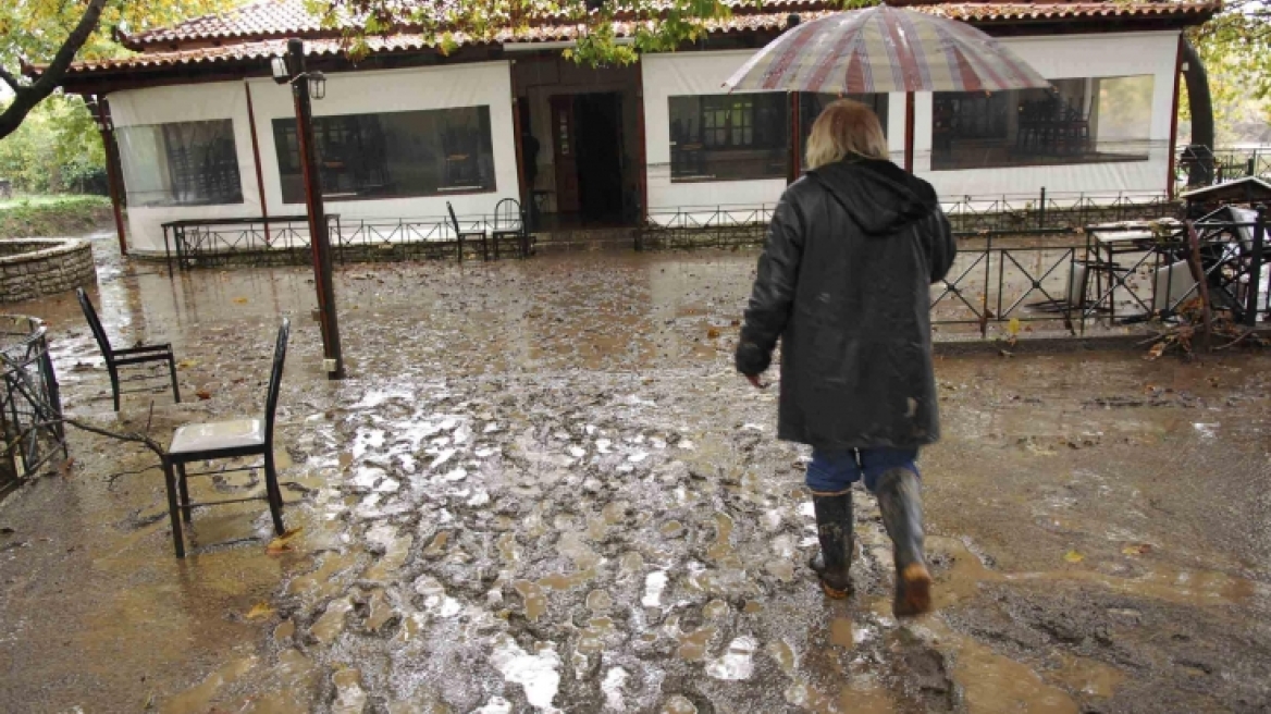 Σοβαρά προβλήματα από την κακοκαιρία στην Αχαΐα