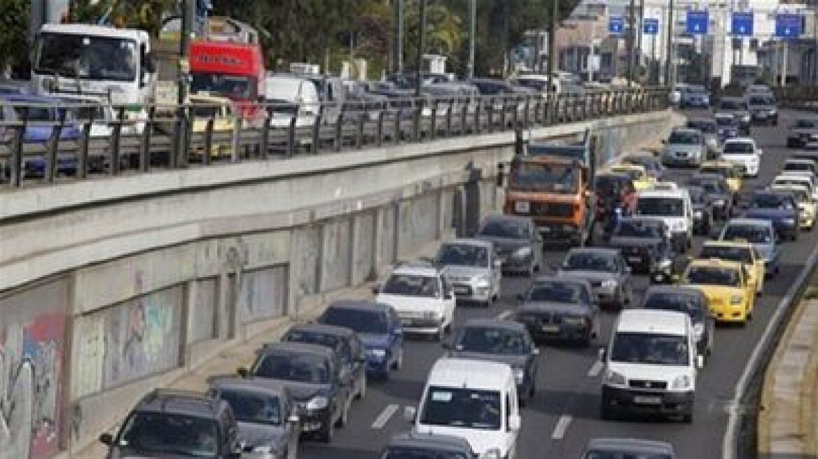 Χάος στους δρόμους της Αθήνας - Μποτιλιάρισμα παντού!