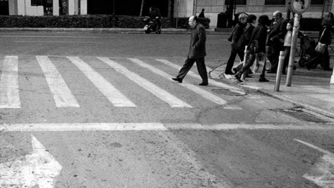 Κόβουν κι' άλλο τους μισθούς με νέα παρακράτηση