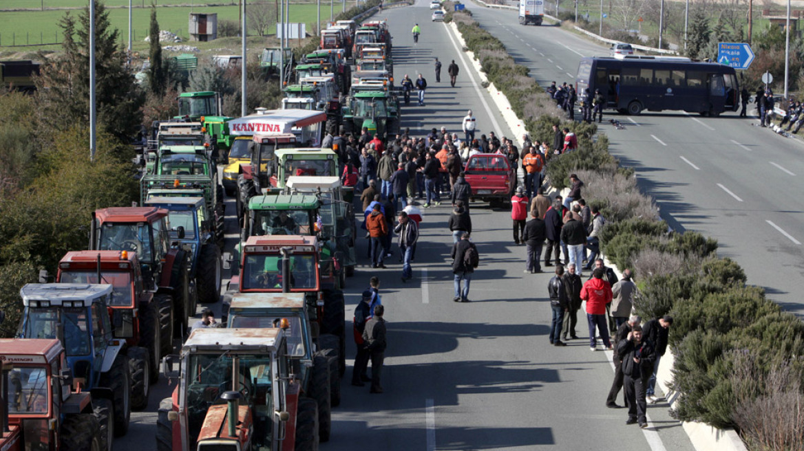 Επιχείρηση «Πυγμή Νο2» για να μην κοπεί η Ελλάδα στη μέση