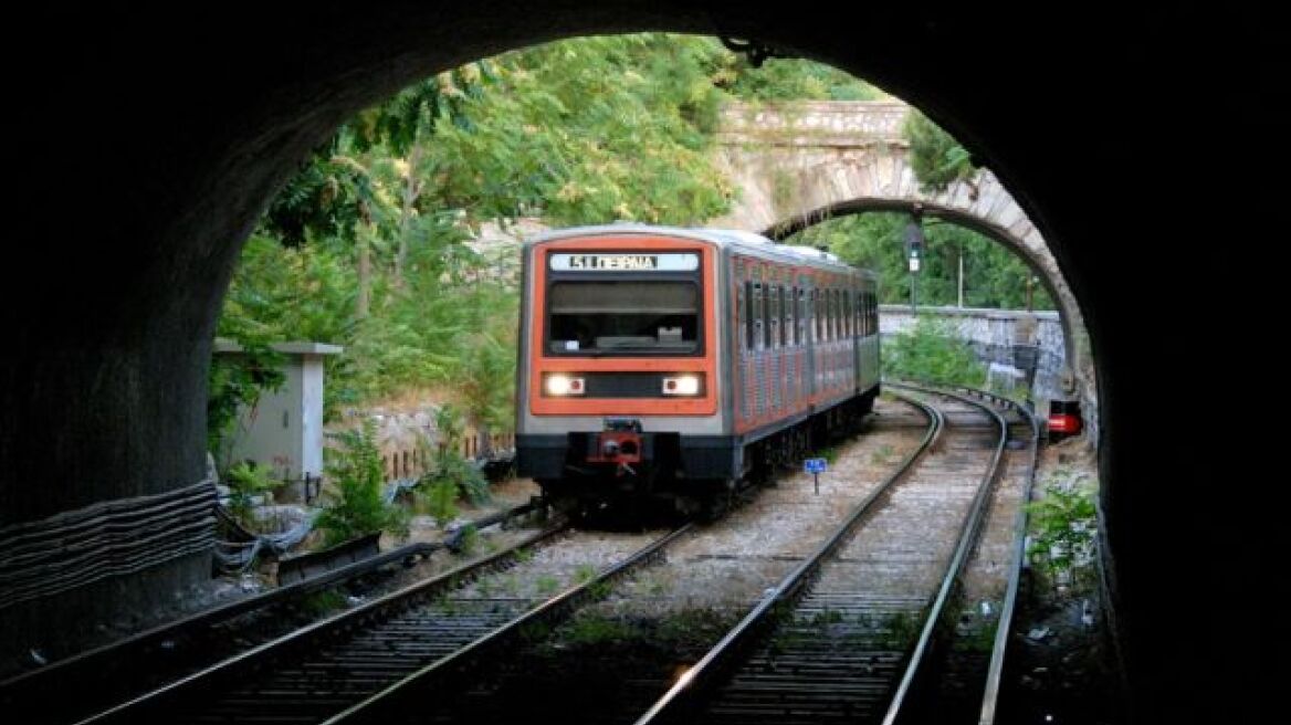 Νεκρός στο σταθμό του Ηλεκτρικού στο Θησείο 