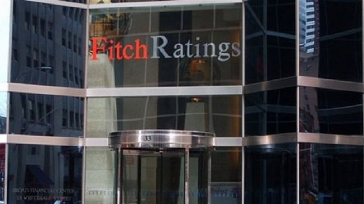 Fitch: Η συμφωνία της Ιρλανδίας εξομαλύνει τις δημοσιονομικές πιέσεις