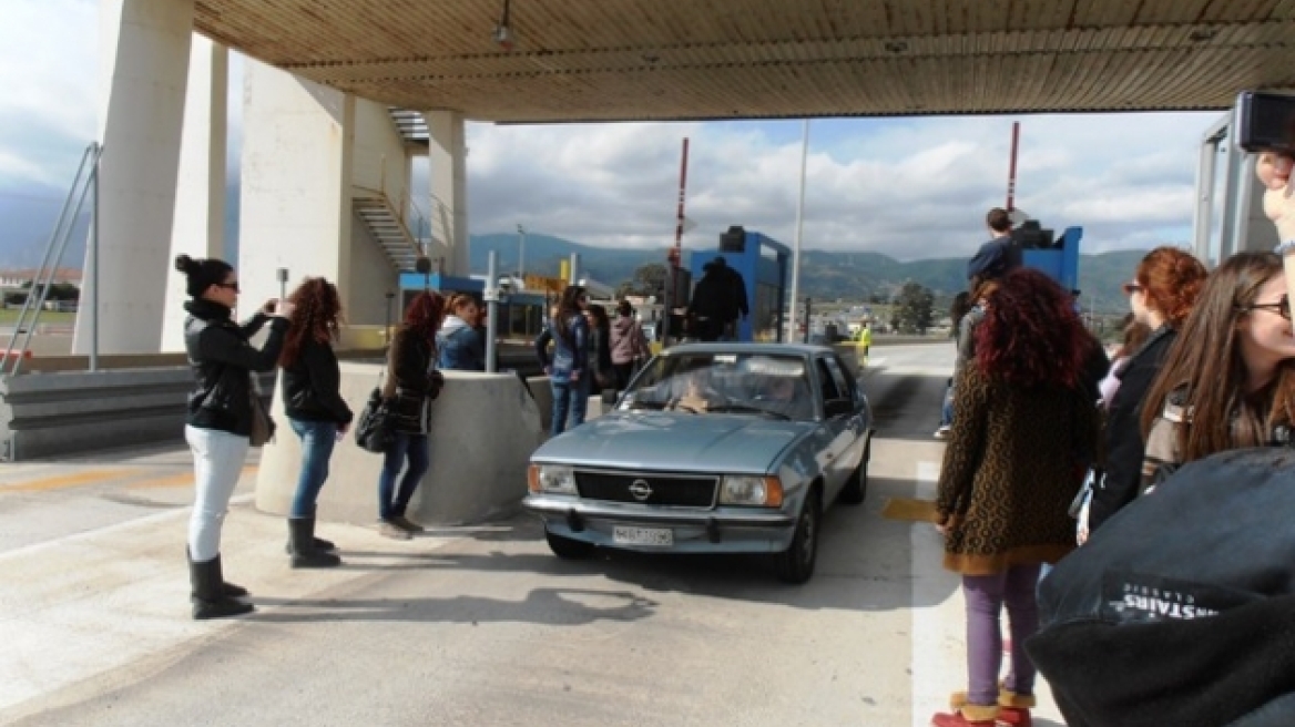 Αποκαταστάθηκε η κυκλοφορία στη γέφυρα του Ρίου