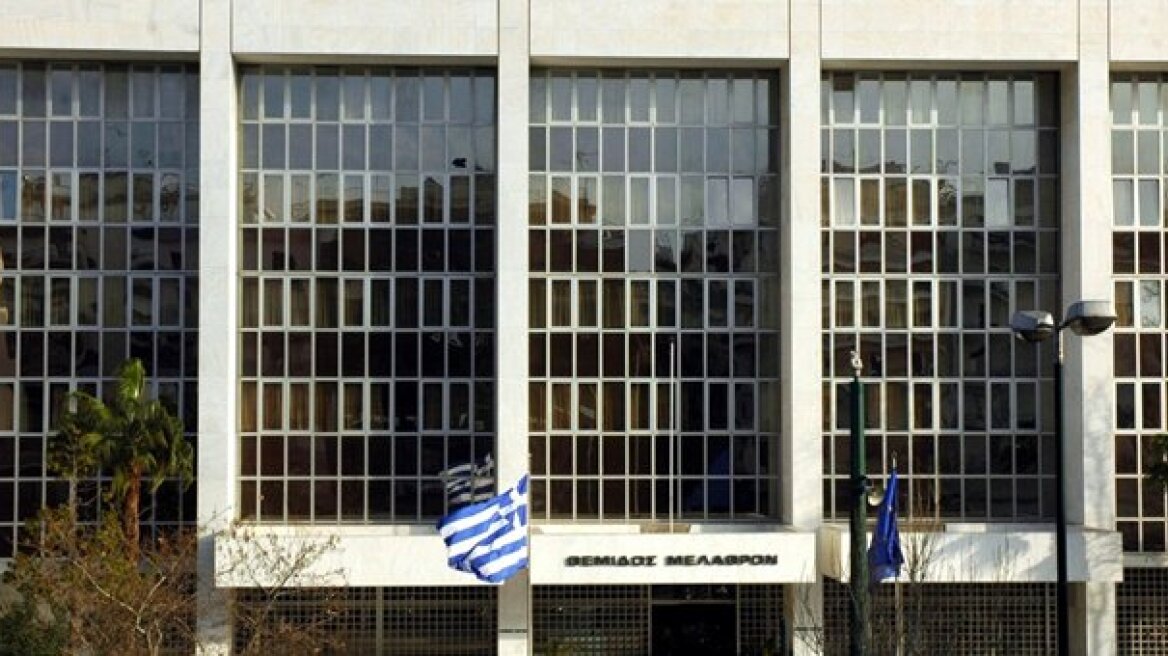 Κύπρου: Πέραν του 50% το «κούρεμα» των καταθέσεων άνω των 100.000 ευρώ 