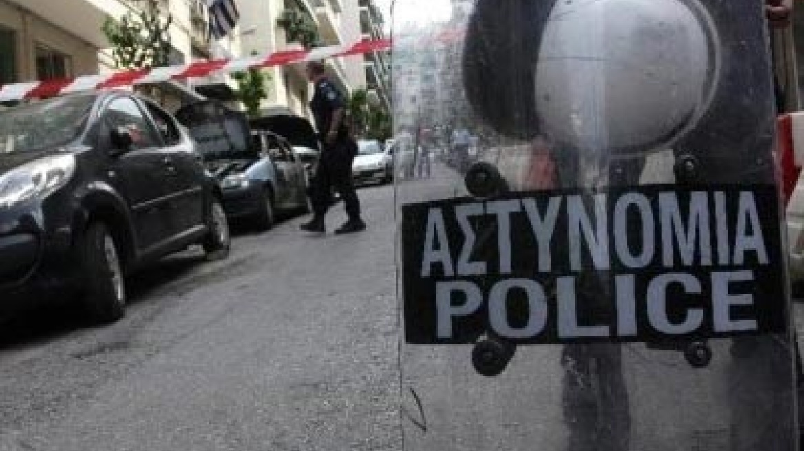 Επίθεση με πέτρες σε διμοιρία των ΜΑΤ στα Εξάρχεια 