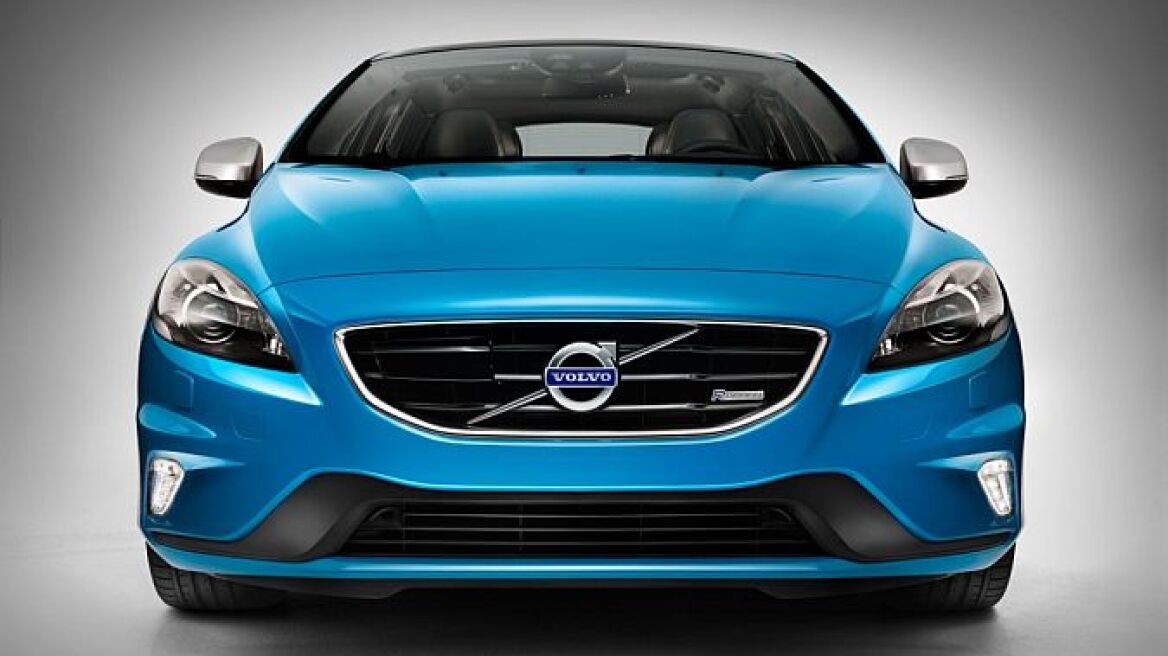 «Πρωτιά» για το Volvo V40