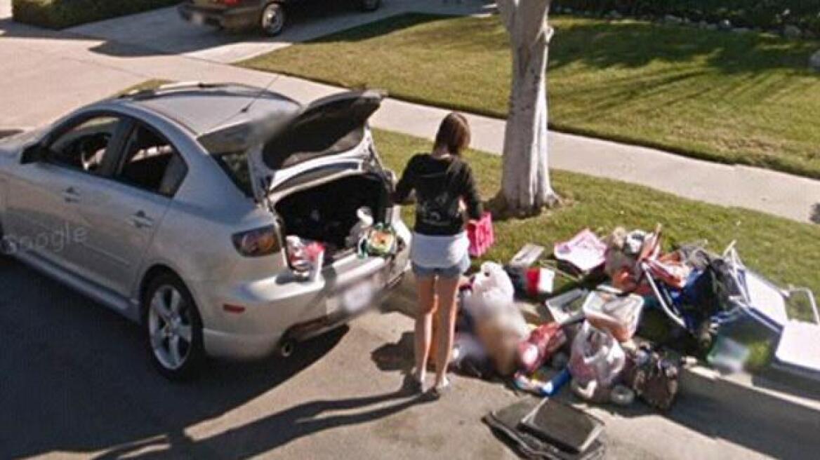 Την έδιωξε από το σπίτι και την κατέγραψε το Street View της Google