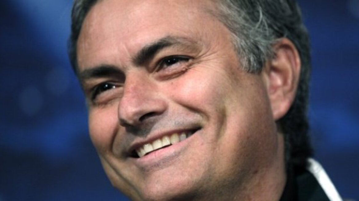 Από «special one» o Μουρίνιο τώρα δηλώνει «happy one»