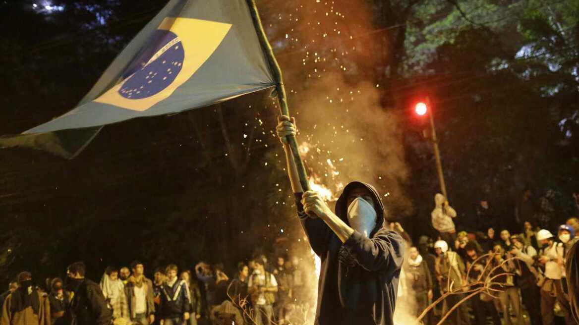 Κατεβάζουν το στρατό στη Βραζιλία για τις διαδηλώσεις 