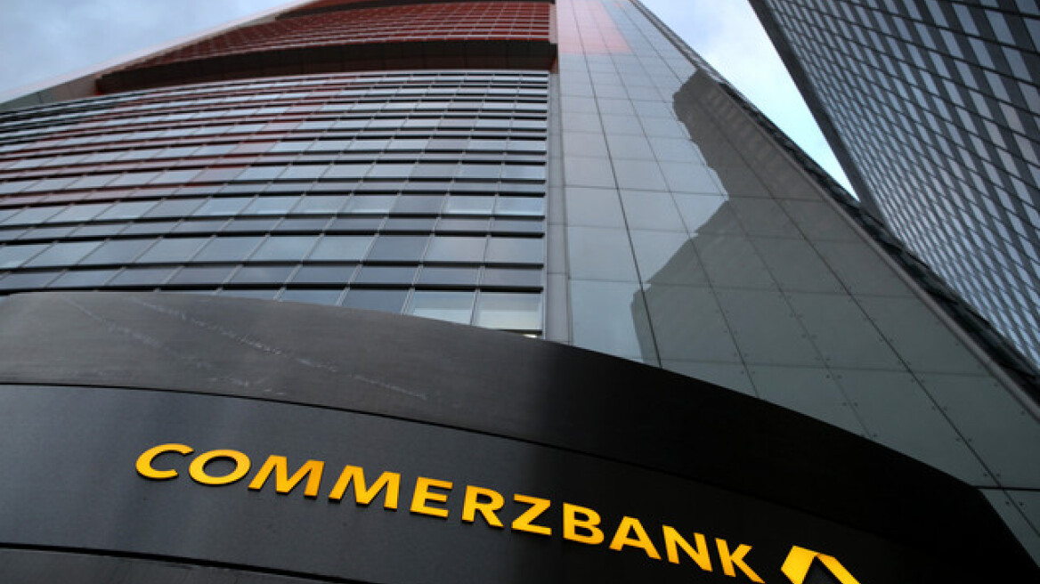 Γερμανία: «Κόβει» 5.200 θέσεις η Commerzbank