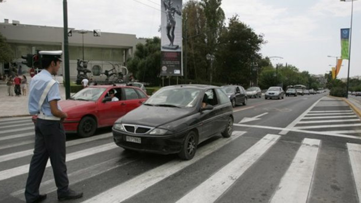 Έκτακτα μέτρα της Τροχαίας για το τριήμερο του Αγίου Πνεύματος