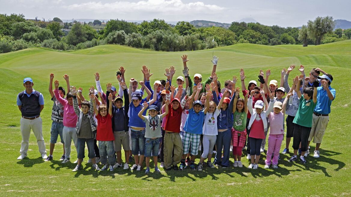 Golf Camp για παιδιά & εφήβους στην Costa Navarino