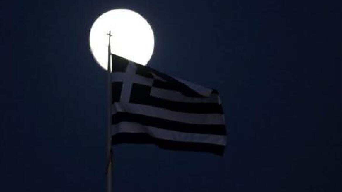 Reuters: Το σενάριο η Ελλάδα να ορθοποδήσει είναι ουτοπικό