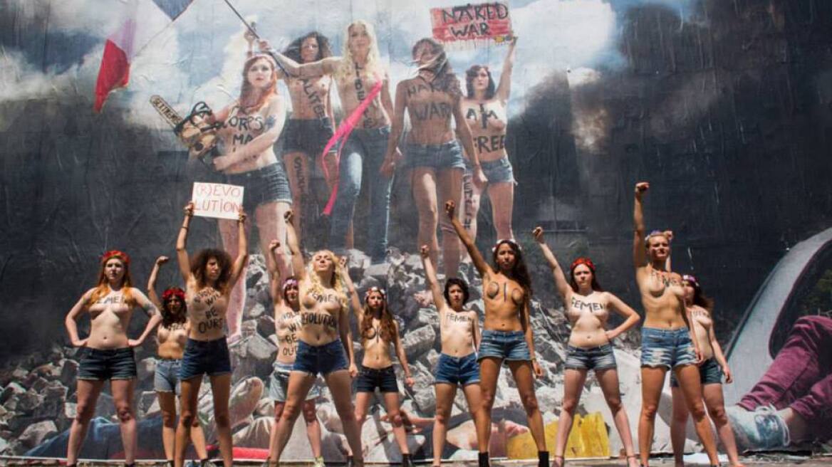 Γαλλία: Έτσι γιορτάζουν οι Femen την Ημέρα της Βαστίλης