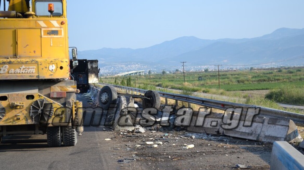 Λαμία: Συγκρούστηκαν δύο φορτηγά στην εθνική οδό