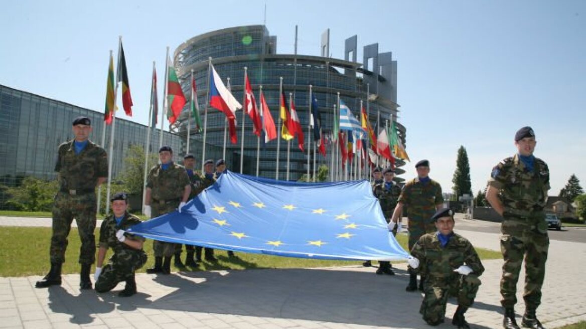 Σχέδιο δράσης για την ενίσχυση της ευρωπαϊκής αμυντικής ασφάλειας