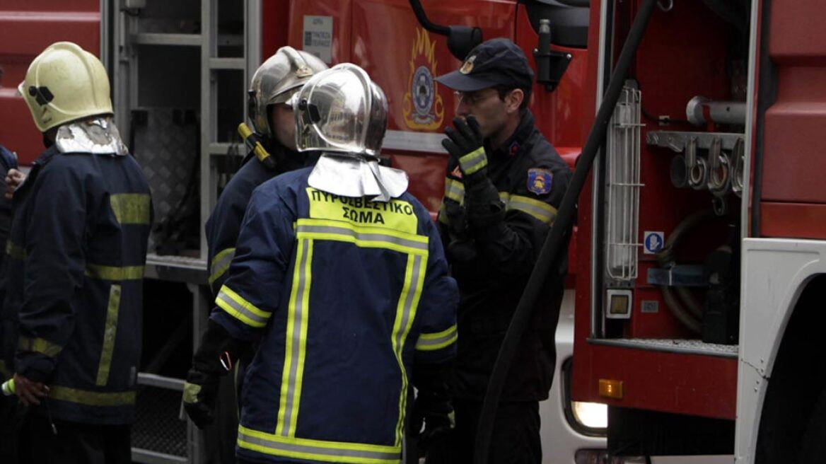 Τρεις ηλικιωμένοι νεκροί σε πυρκαγιά στον Ωρωπό 