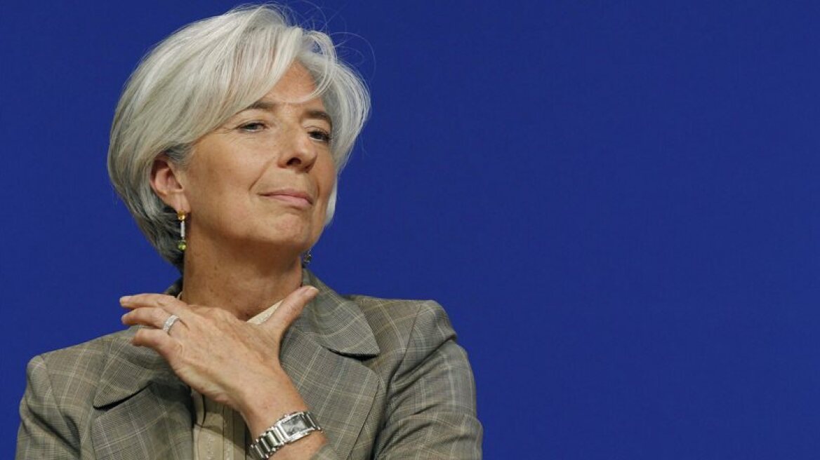 Lagarde asks for further layoffs in the Greek public sector