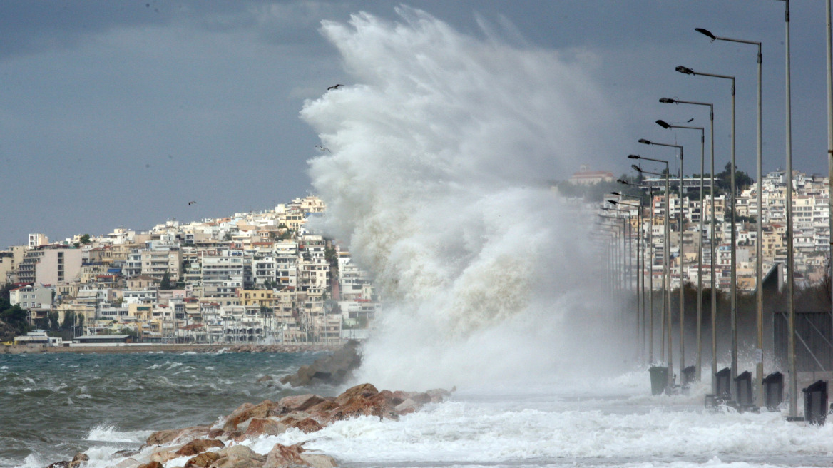 Με θυελλώδεις ανέμους και βροχές η επιστροφή των εκδρομέων του Δεκαπενταύγουστου