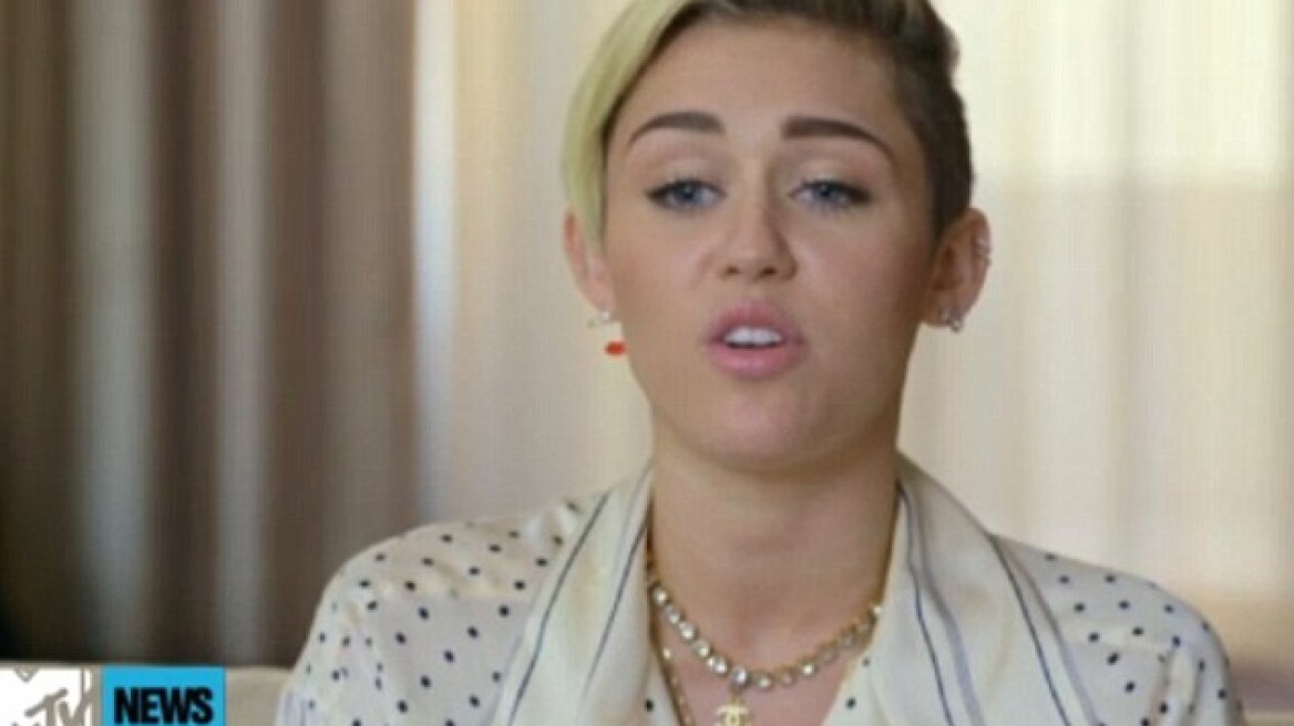 Miley Cyrus: « Με τον Thicke γράψαμε ιστορία»