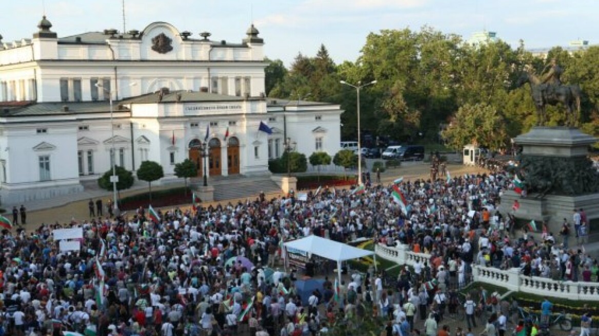 Διαμαρτυρίες στη Σόφια με αίτημα την παραίτηση της κυβέρνησης Ορεσάρσκι 