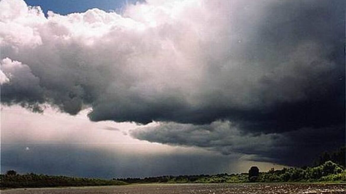 Βροχές και νεφώσεις σε όλη τη χώρα 