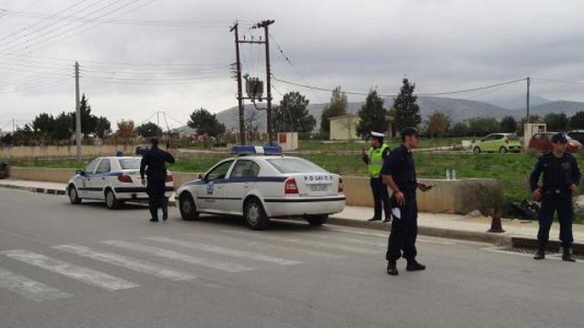 Ληστείες με τραυματισμούς σε Μεσολόγγι και Λάρισα