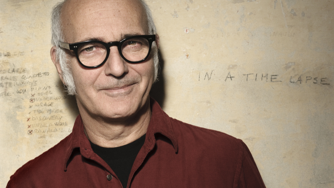 Ludovico Einaudi: «Σε περιόδους κρίσης ανακαλύπτουμε τις απλές πτυχές της ζωής»