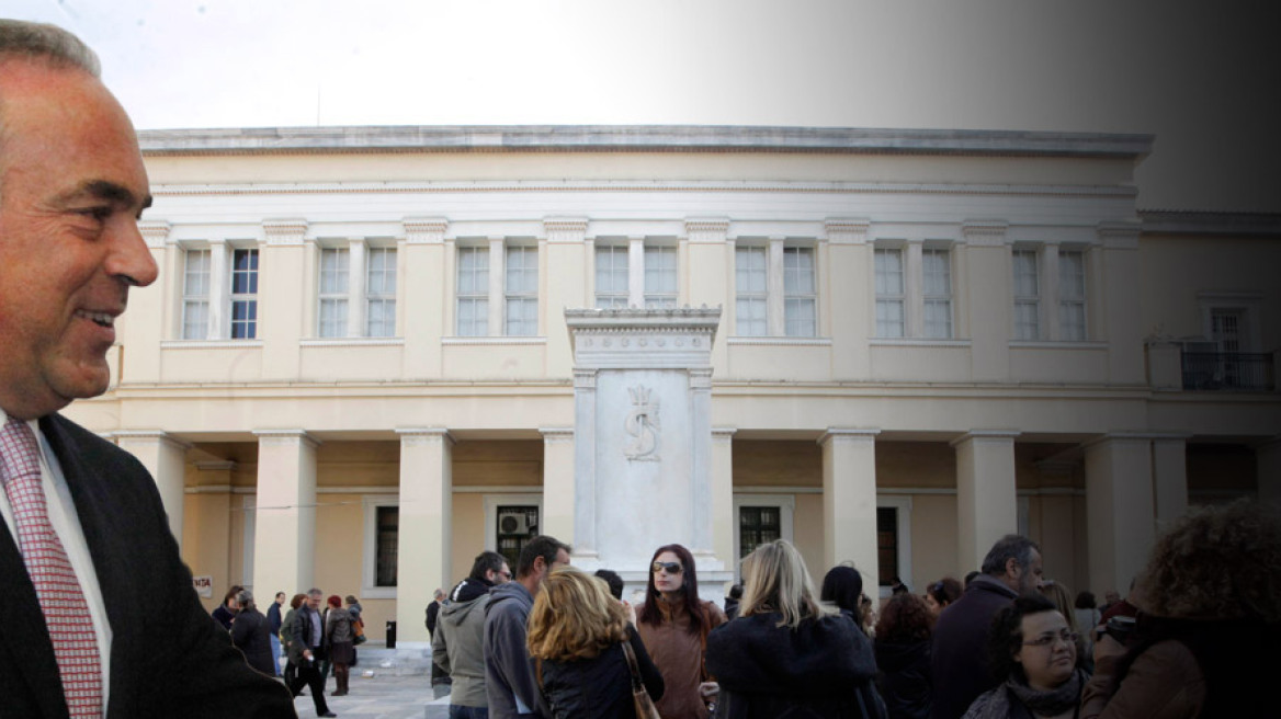 Εμφύλιος στα Πανεπιστήμια, "όμηροι" οι φοιτητές 