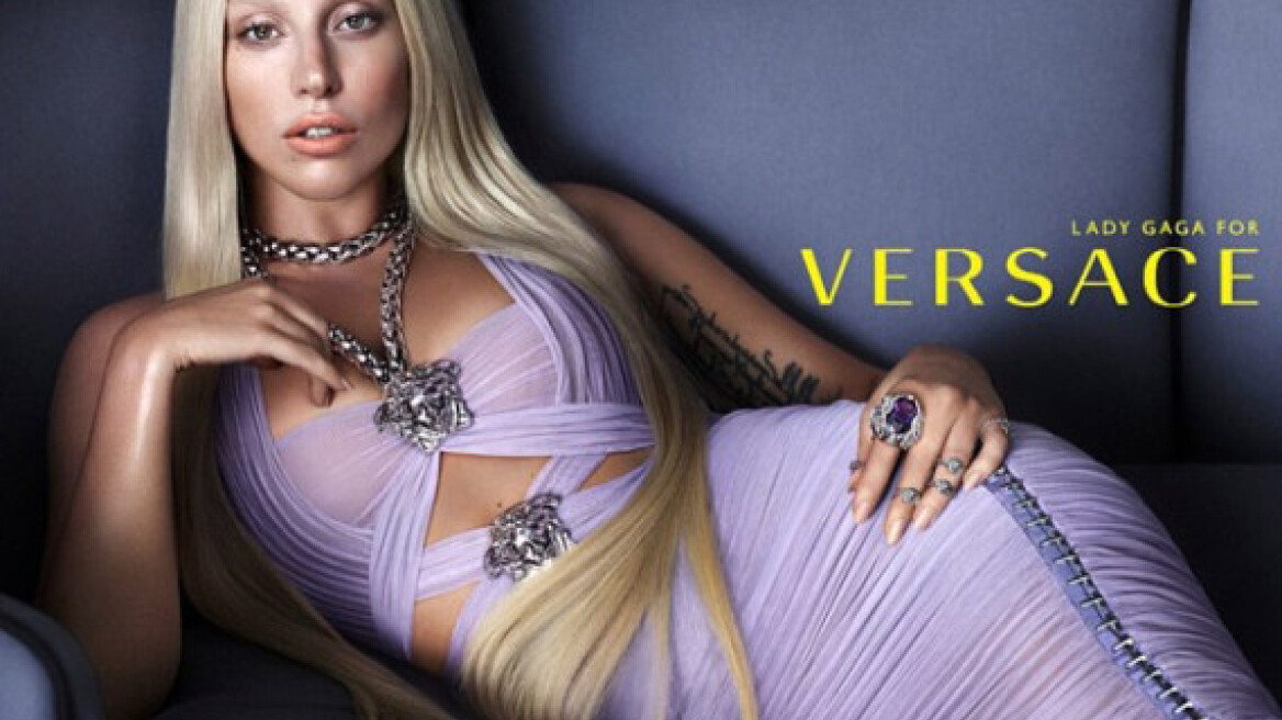 Η Lady Gaga έγινε Donatella Versace 