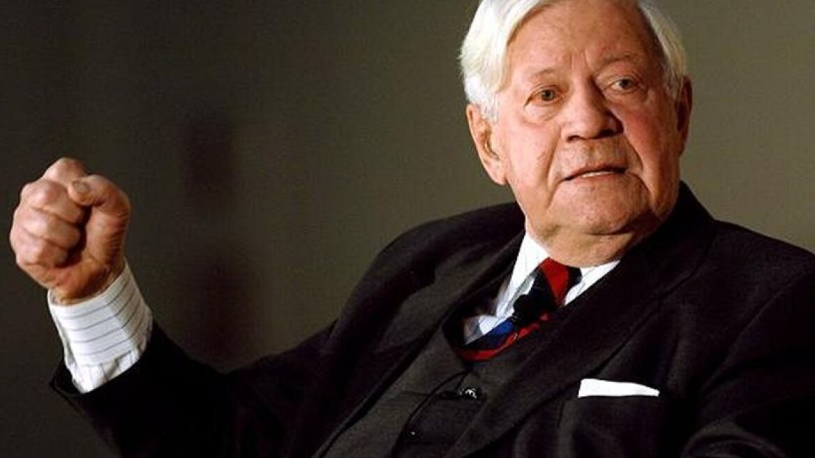 Helmut Schmidt: Greece entered the EU to get political support after the dictatorship